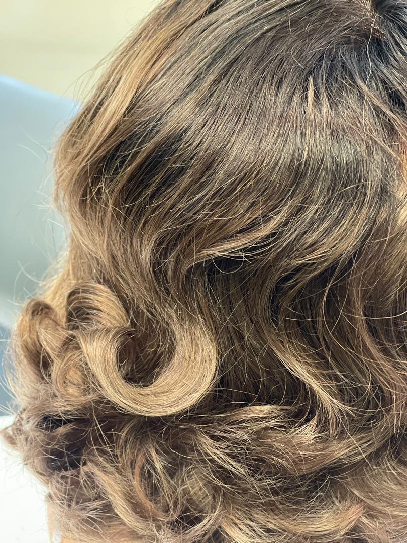 5 x 5 Closure Bouncy Wig - Image 2